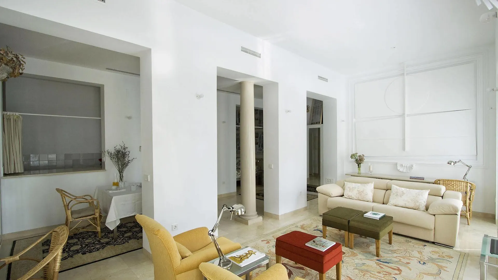 Apartamentos Alemanes Gradas Luxury Seville Apartment